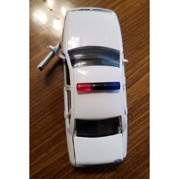 South Dakota Highway Patrol Road Champs die cast police car 1:43 scale - Picture 7 of 8